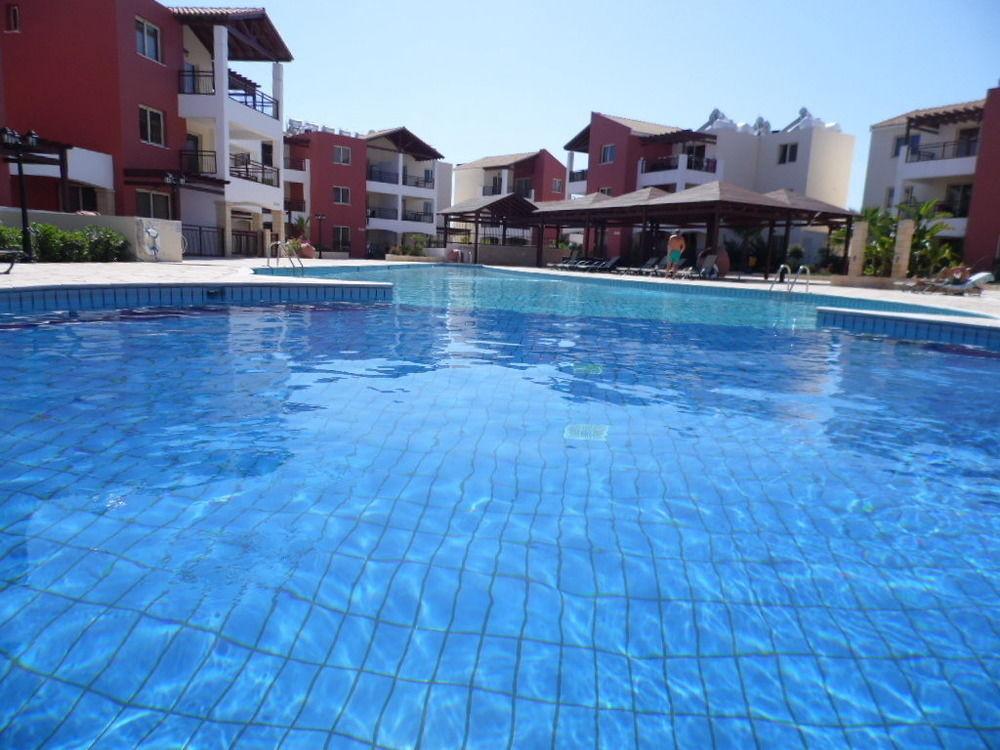 Adriana Holiday Resort Paphos Exterior foto